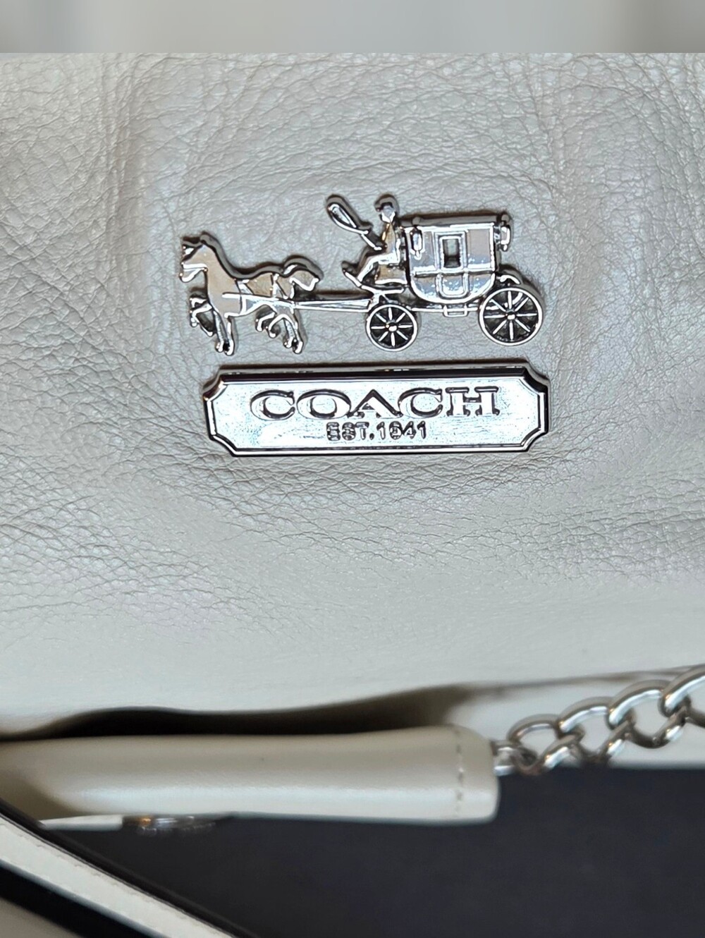 Coach Y2K Rare Leather Charm Large Tote Handbag - Picture 13 of 16